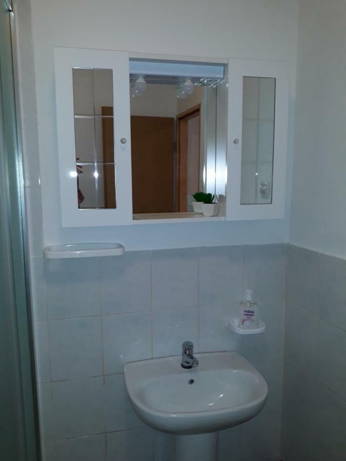 Studio Apartman & Rooms No1 ซาดาร์ ภายนอก รูปภาพ